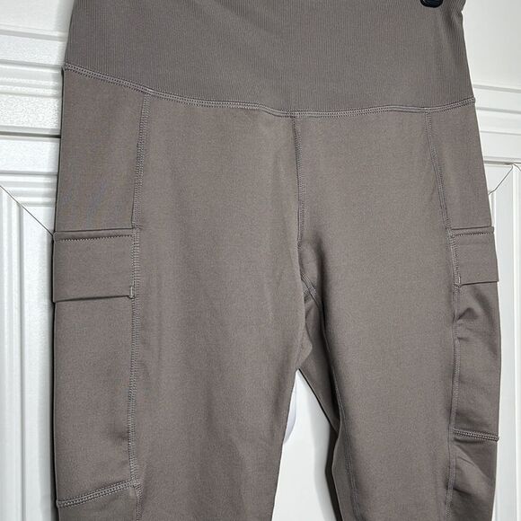 Z by Zella 7/8 Length Leggings Size M - Picture 2 of 7